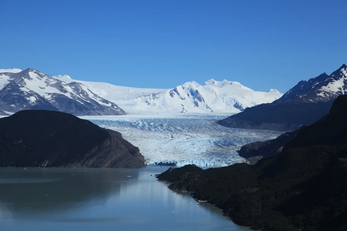 Panoramic view of Grey Glacier and the lake